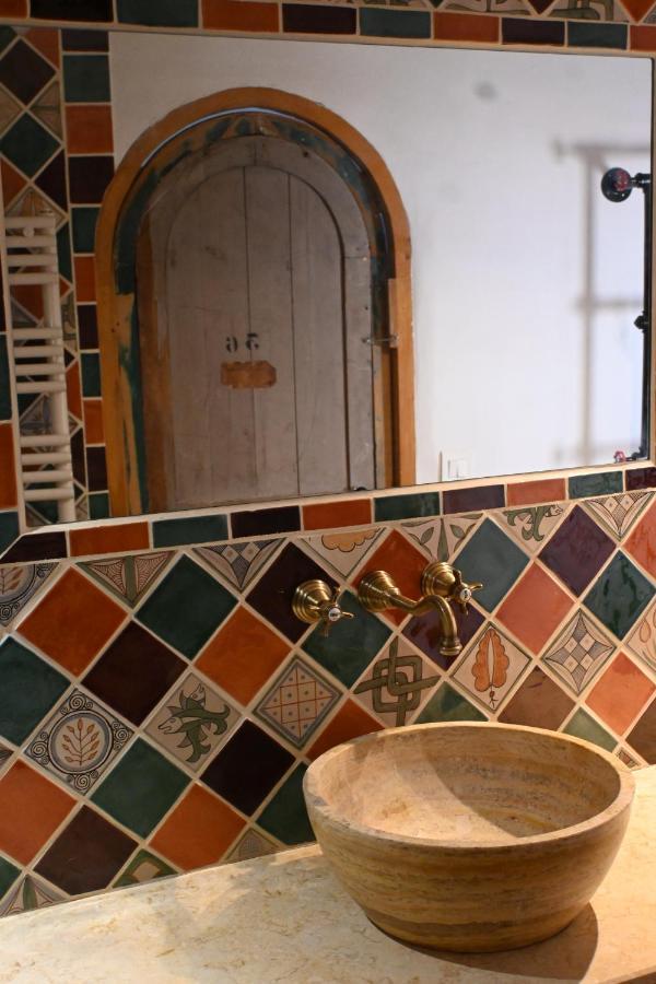 Maison Porte Heureuse Roussillon en Isere Buitenkant foto