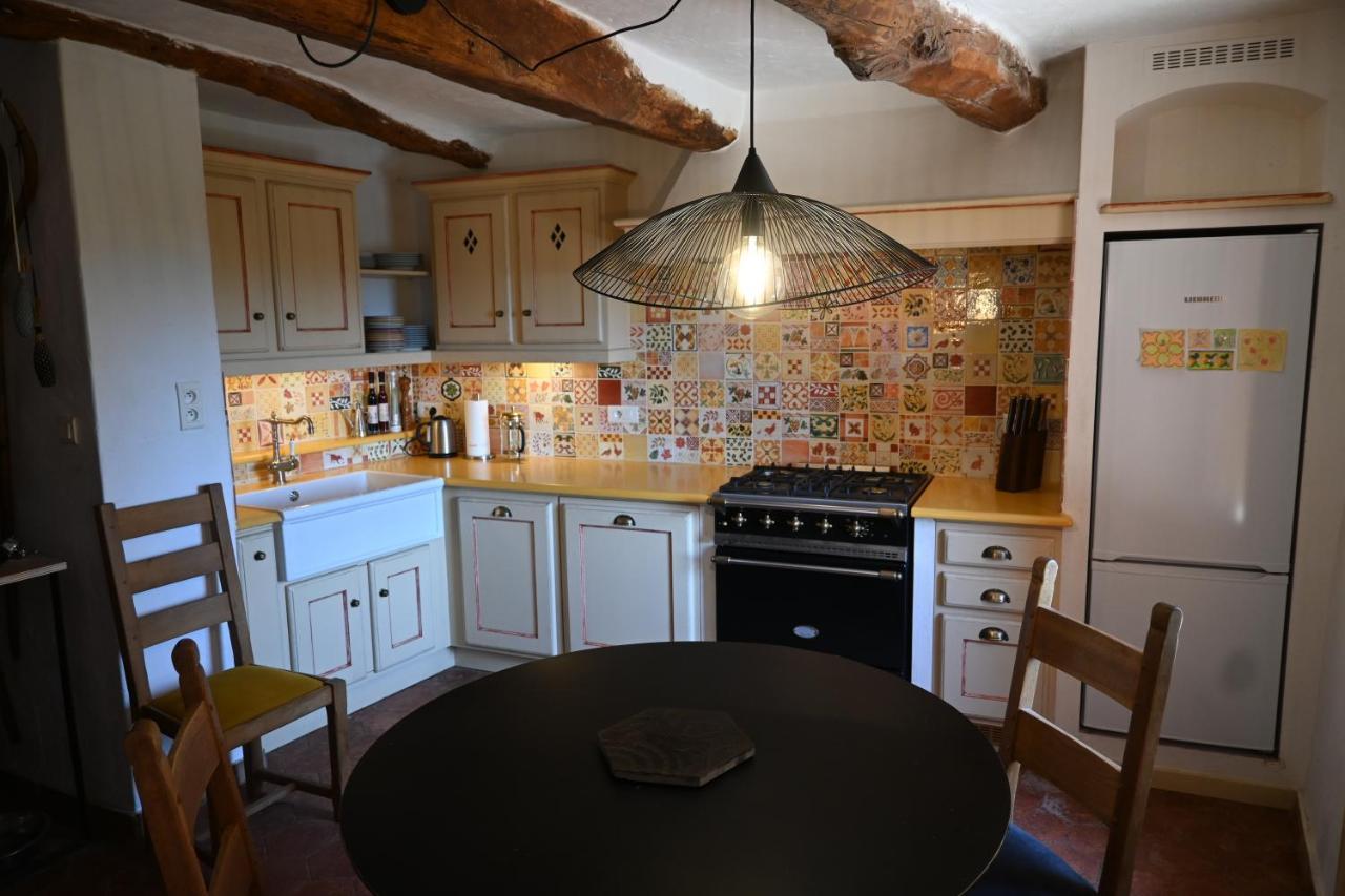 Maison Porte Heureuse Roussillon en Isere Buitenkant foto